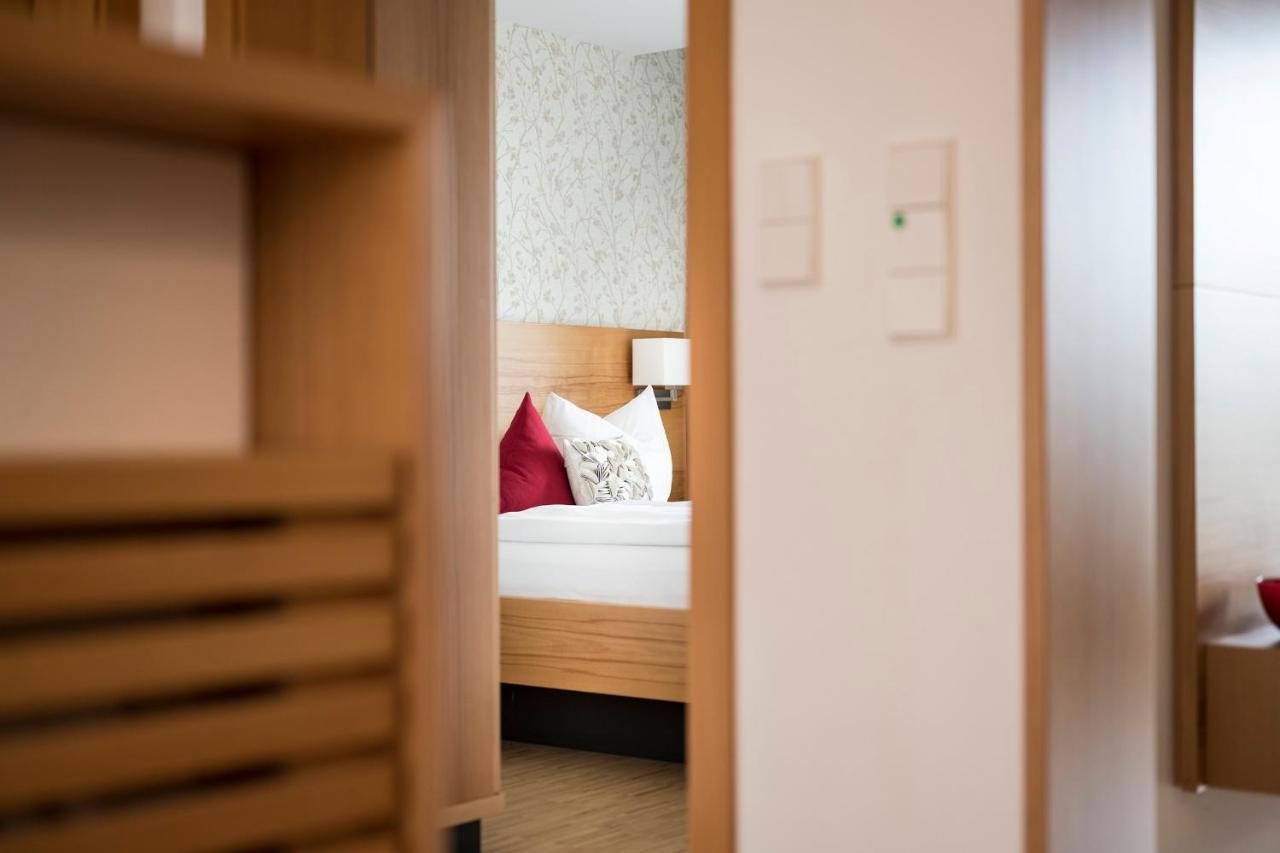 Appartementhotel Roehrenbach Immenstaad am Bodensee Eksteriør bilde