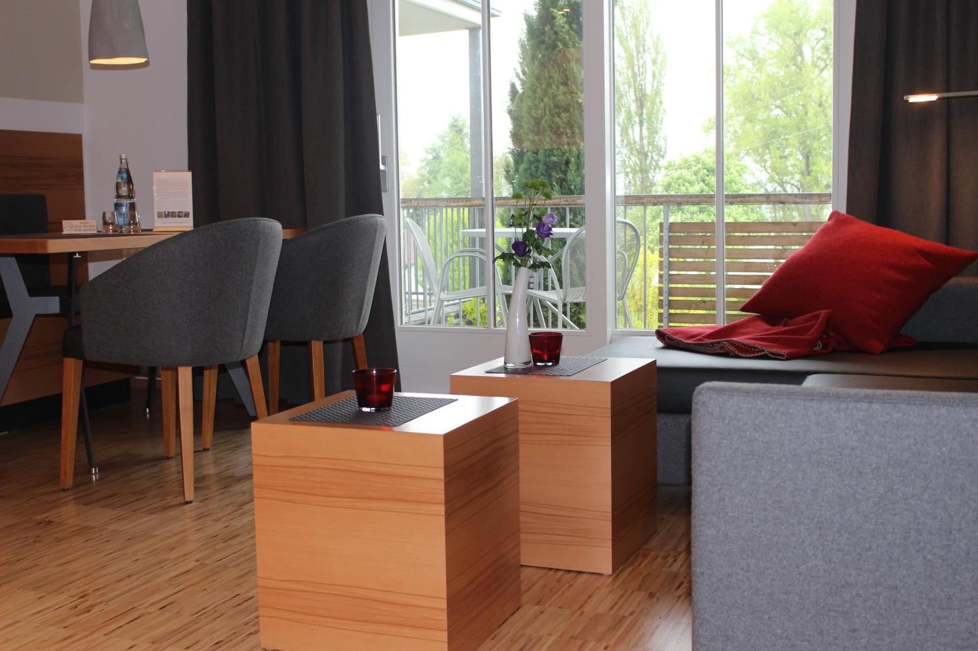 Appartementhotel Roehrenbach Immenstaad am Bodensee Eksteriør bilde